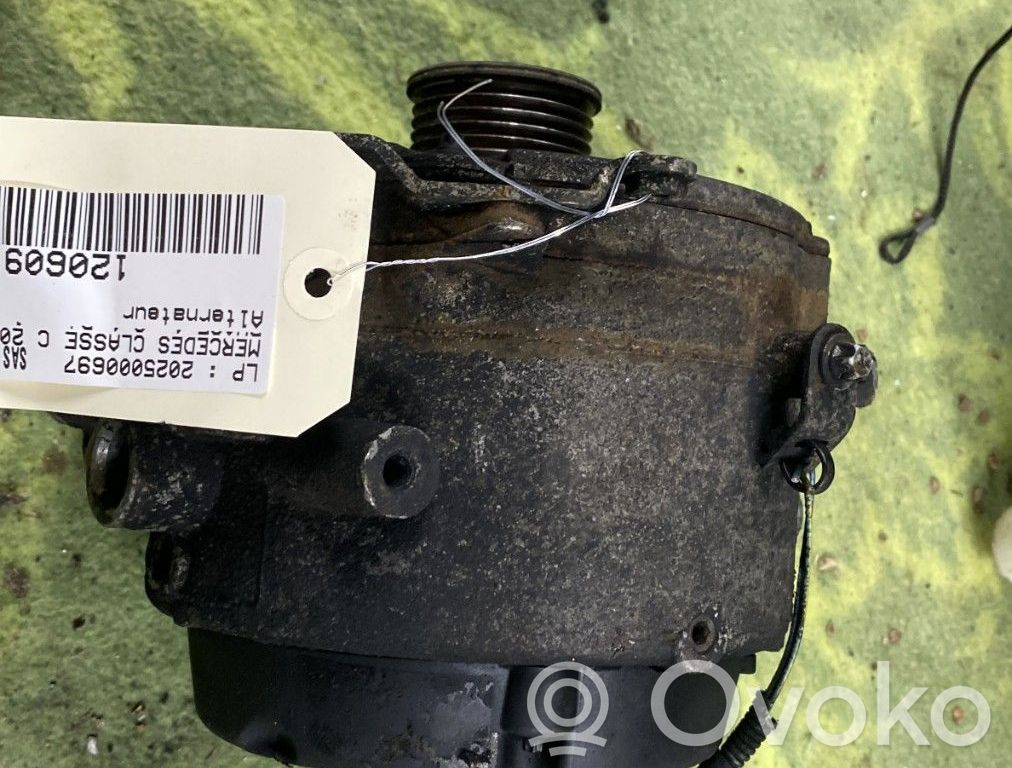 Mercedes-Benz C W203 Alternator 