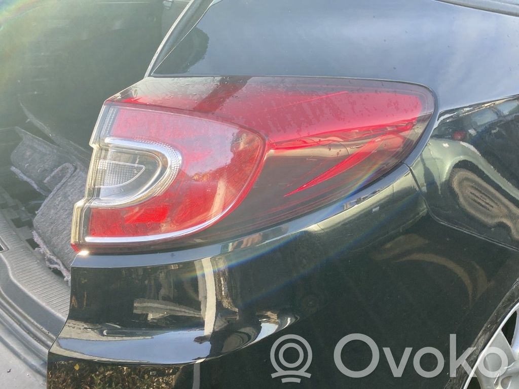 Renault Megane III Lampă spate în caroserie 