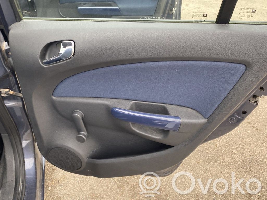 Opel Corsa D Apmušimas galinių durų (obšifke) 