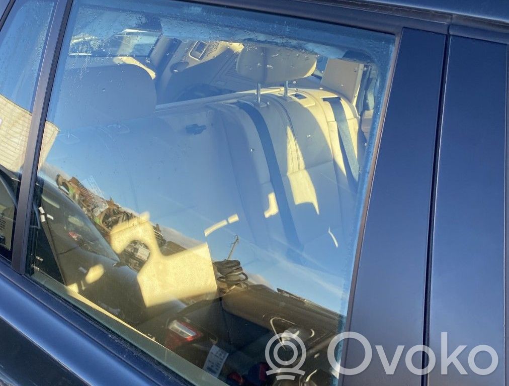 BMW X3 E83 Takaoven ikkunalasi 