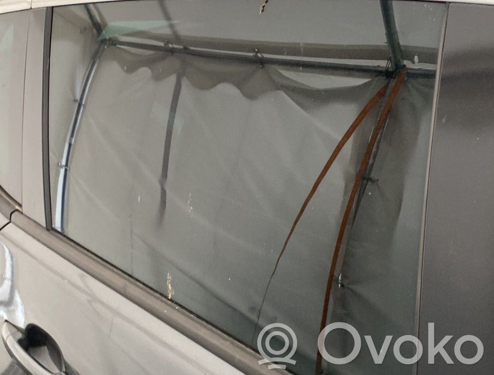 Peugeot 3008 I Vetro del finestrino della portiera posteriore