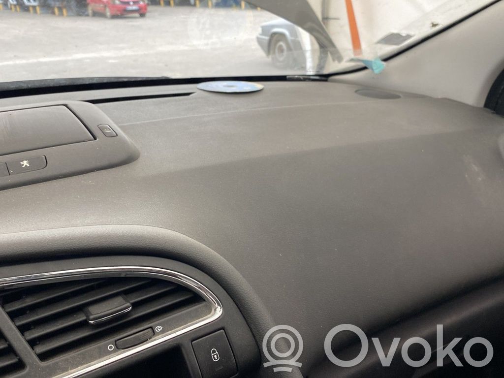 Peugeot 3008 I Panel de instrumentos 