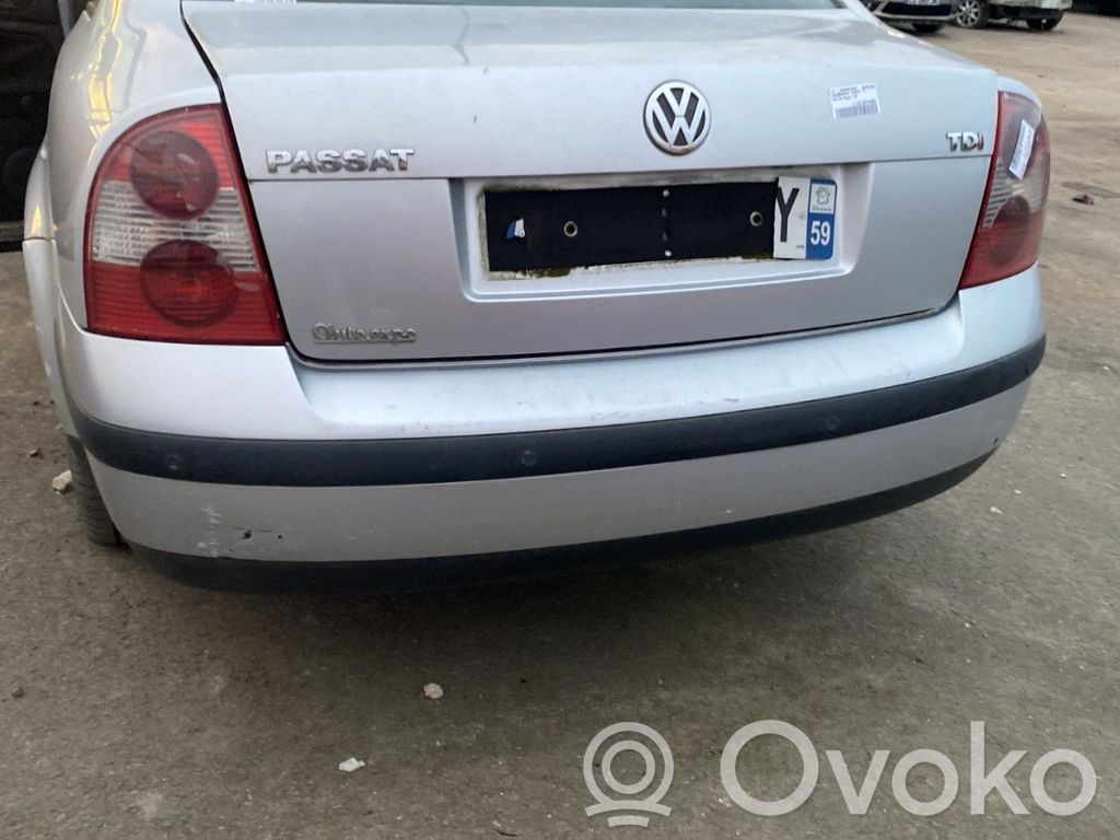 Volkswagen PASSAT B5.5 Parachoques 