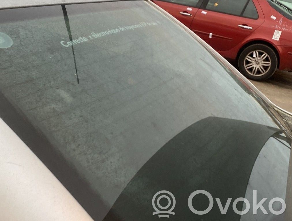Volkswagen PASSAT B5.5 Rear windscreen/windshield window 