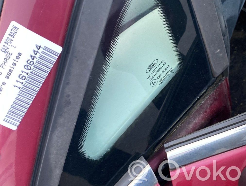 Ford Fiesta Szyba przednia karoseryjna trójkątna 