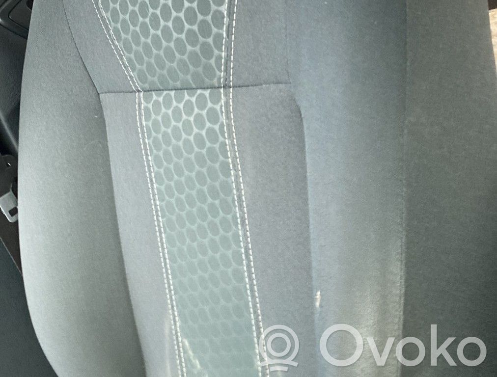 Ford Fiesta Etumatkustajan istuin 
