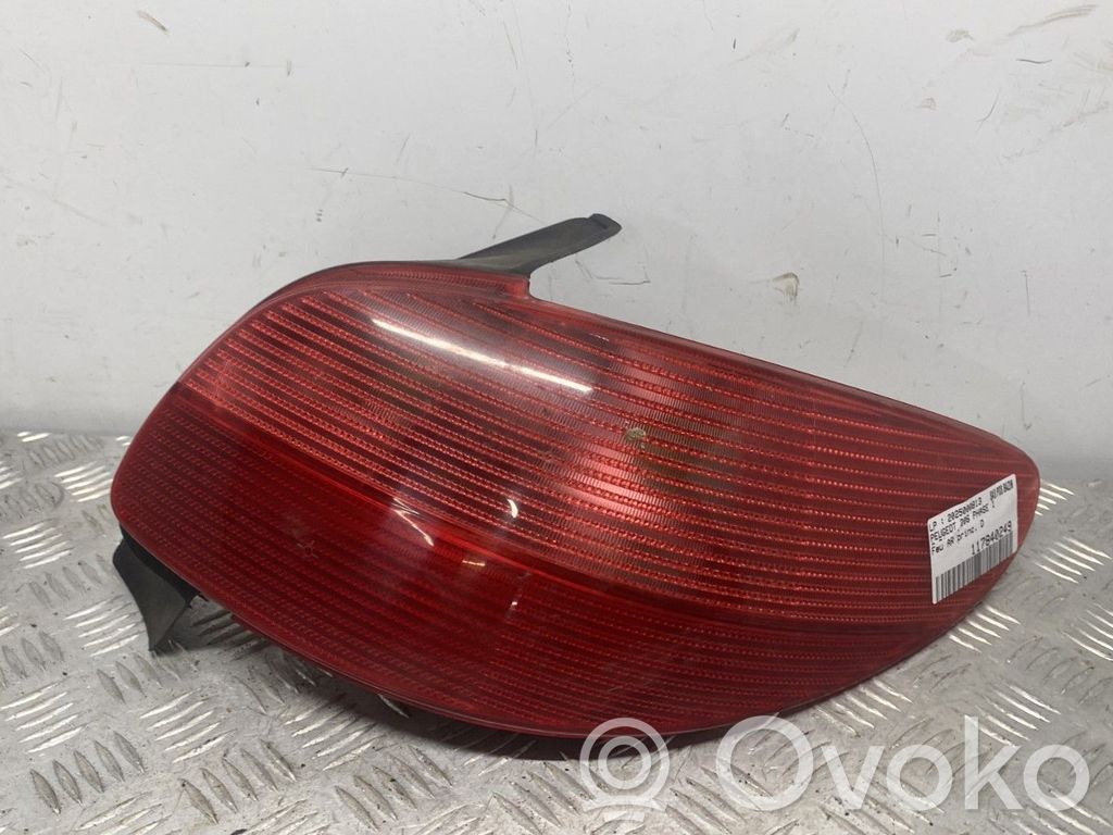 Peugeot 206 Lampă spate în caroserie 