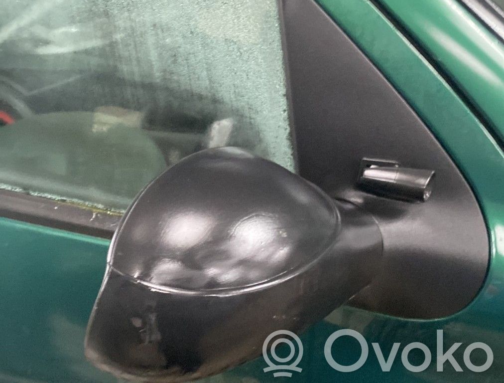 Peugeot 206 Oglindă exterioară manuală 