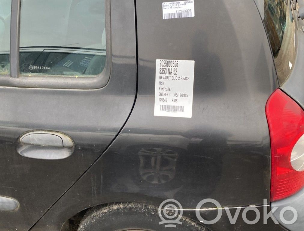 Renault Clio II Takakulmapaneeli 