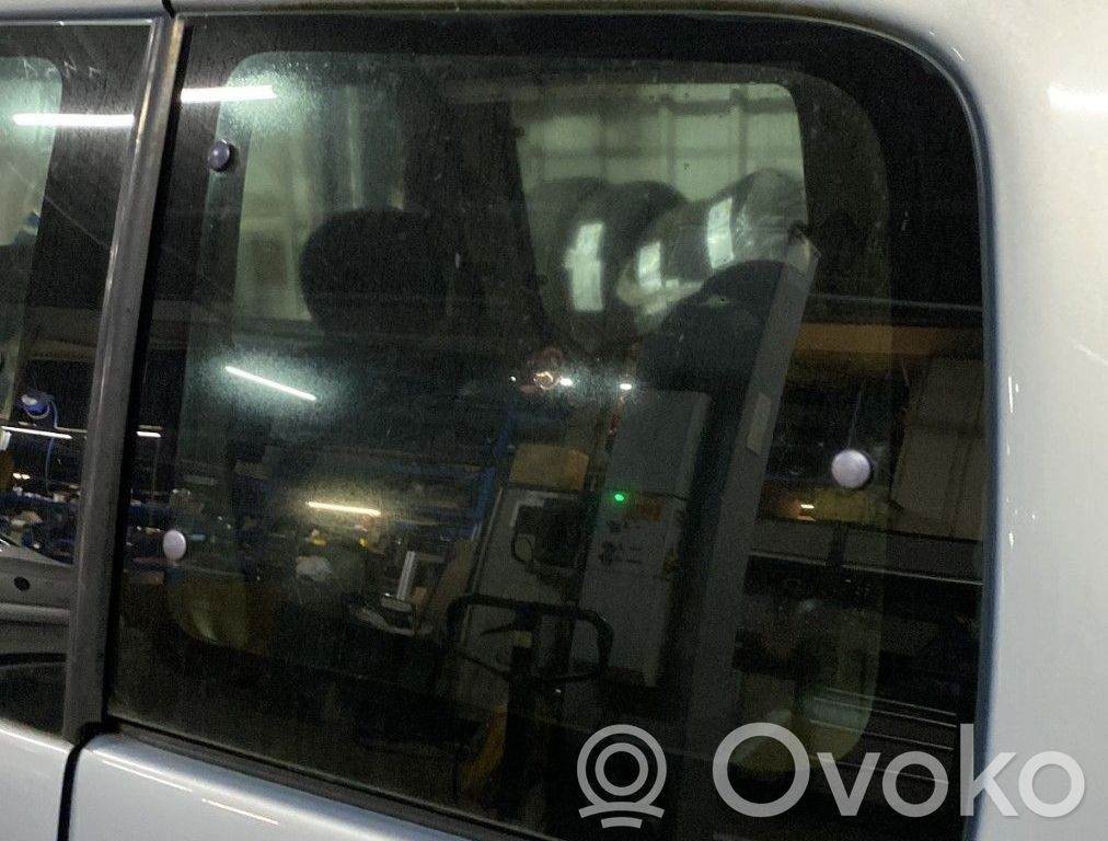 Peugeot Partner Rear side window 