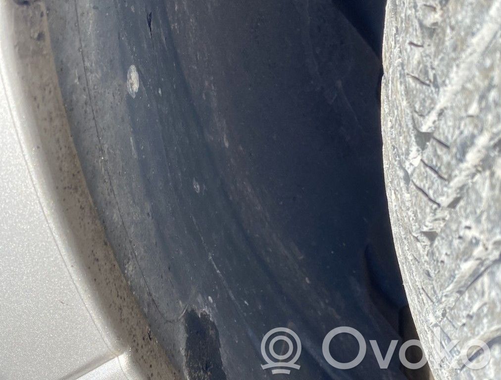 Dacia Logan II Apărători interioare aripă roată față 