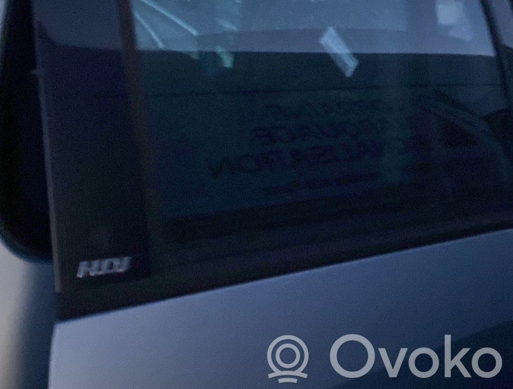 Peugeot 807 Luna de la puerta trasera 