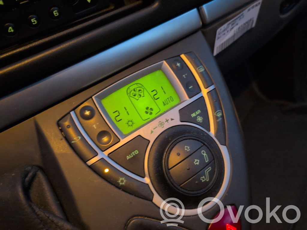 Peugeot 807 Climate control unit 