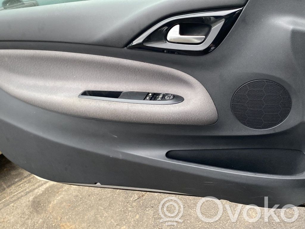 Citroen DS3 Revestimiento de puerta delantera
