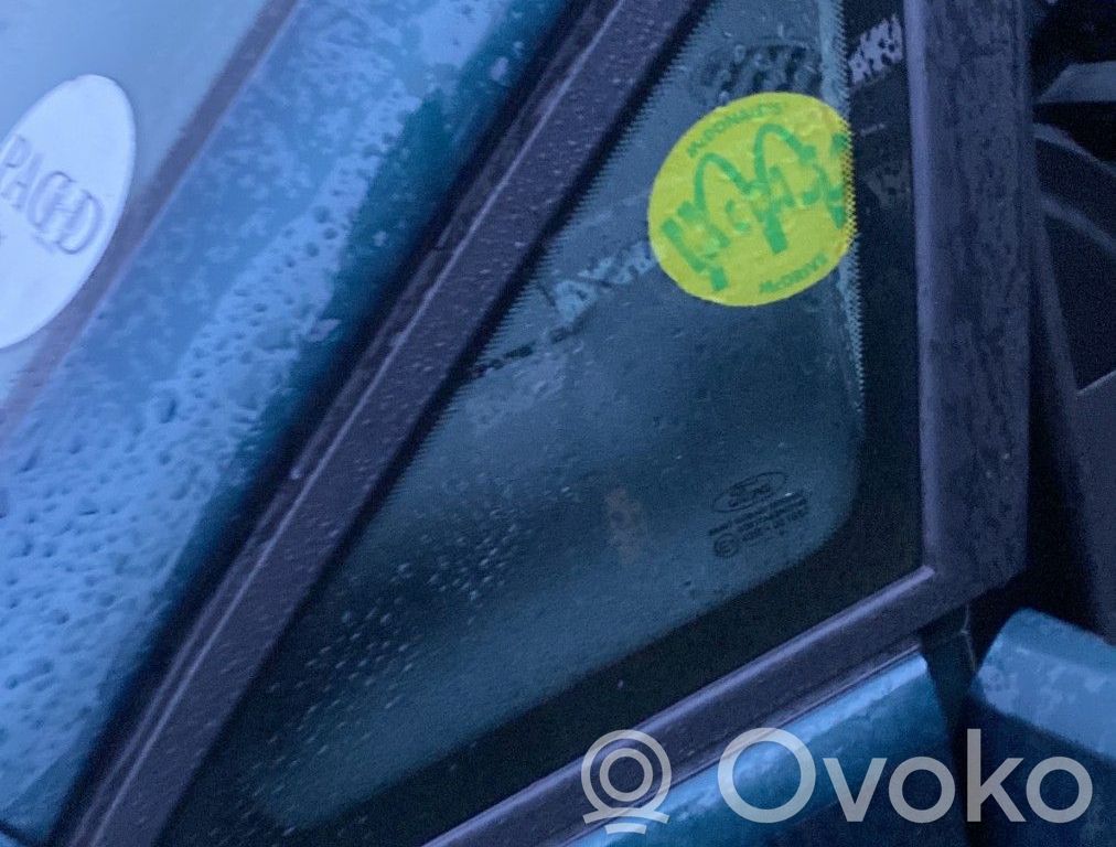 Ford C-MAX I Front triangle window/glass 