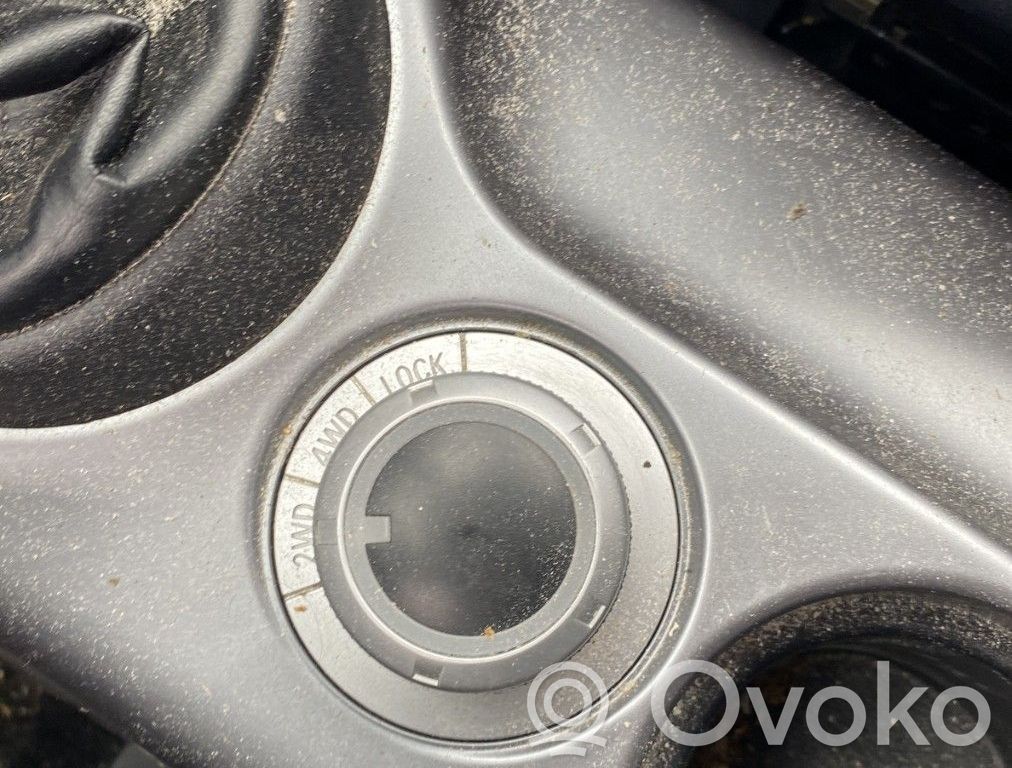 Peugeot 4007 Other switches/knobs/shifts 