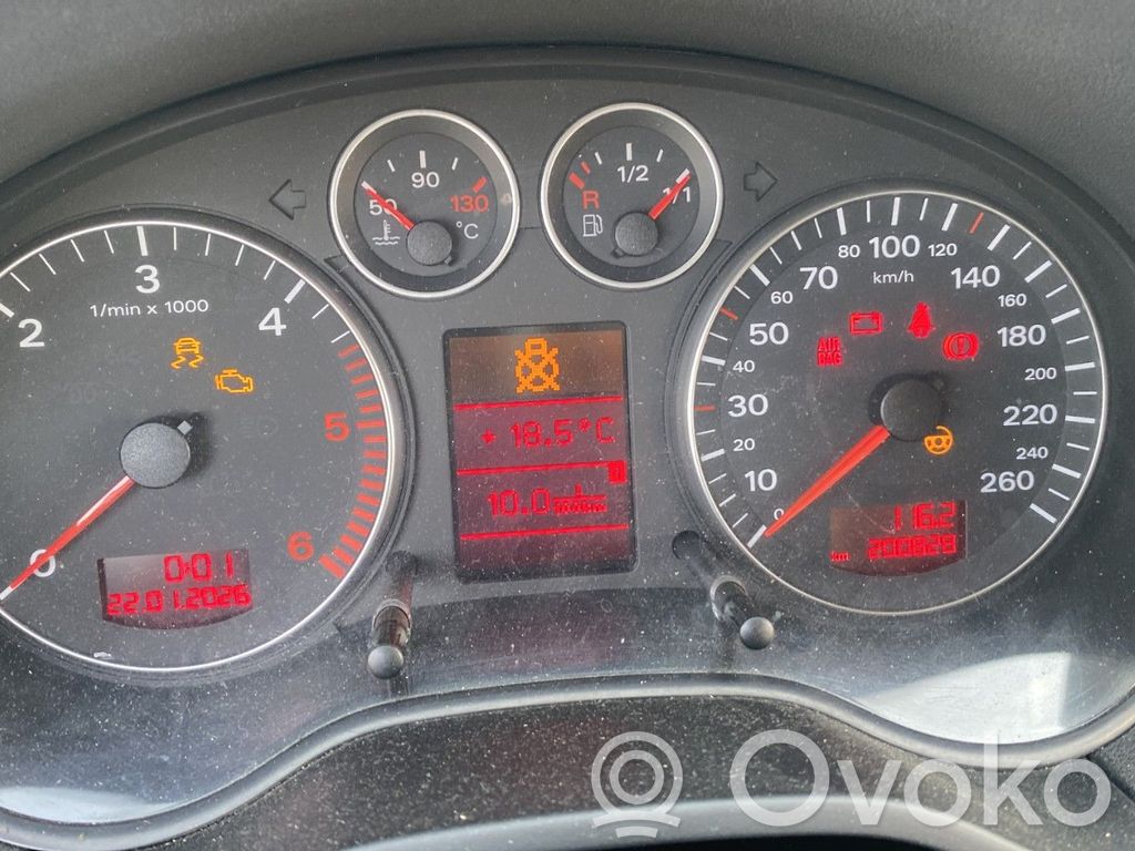 Audi A3 S3 8P Nopeusmittari (mittaristo) 