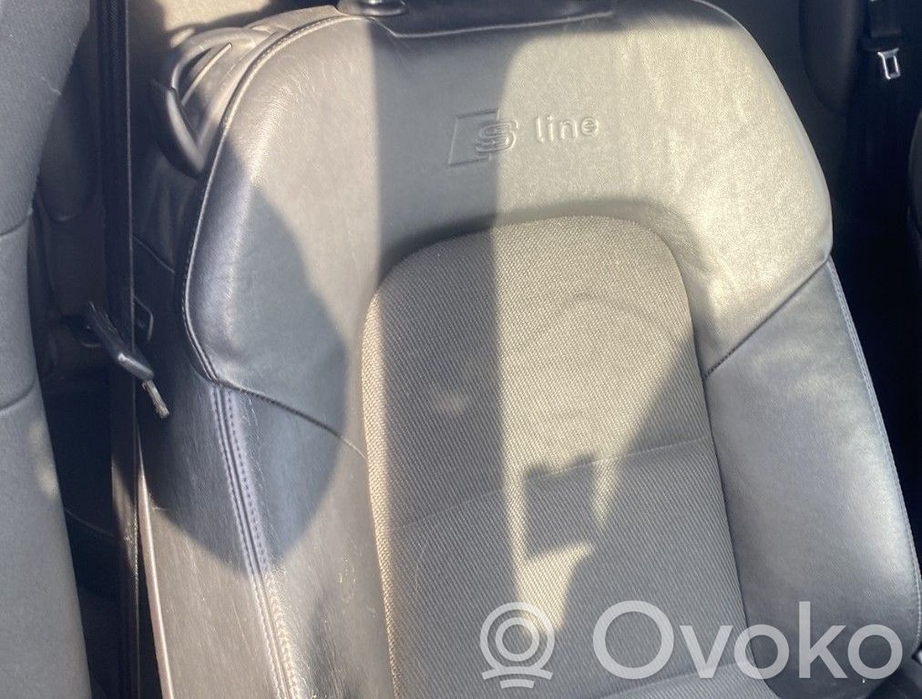 Audi A3 S3 8P Scaun față pasager 
