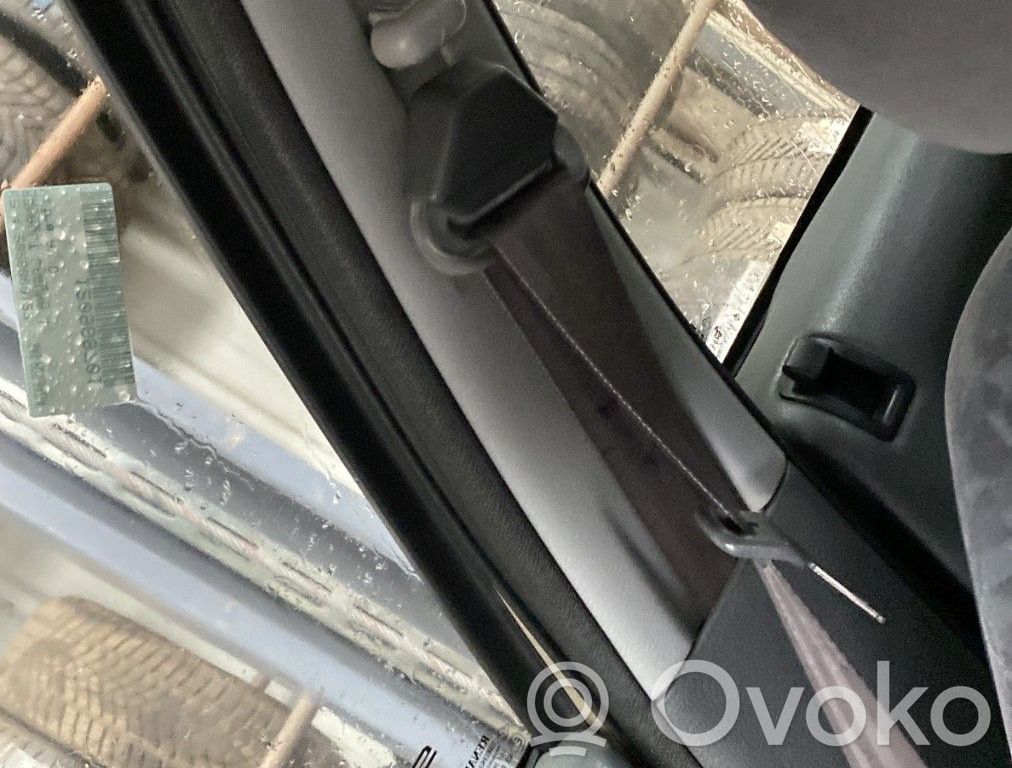 Renault Laguna I Cinturón delantero 