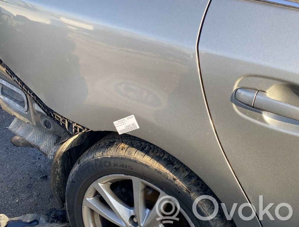 Toyota Avensis T270 Ćwiartka tylna 