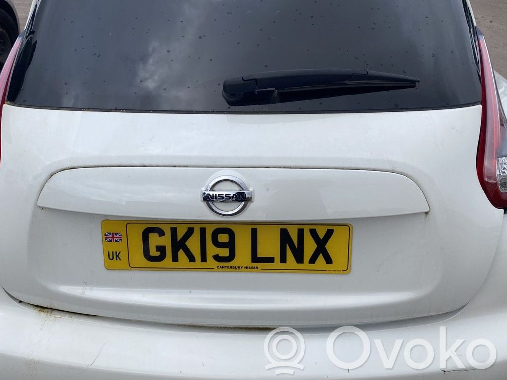 Nissan Juke I F15 Puerta del maletero/compartimento de carga