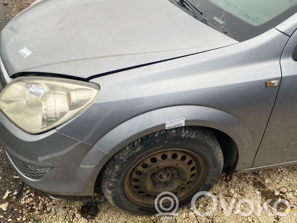 Opel Astra H Крыло 