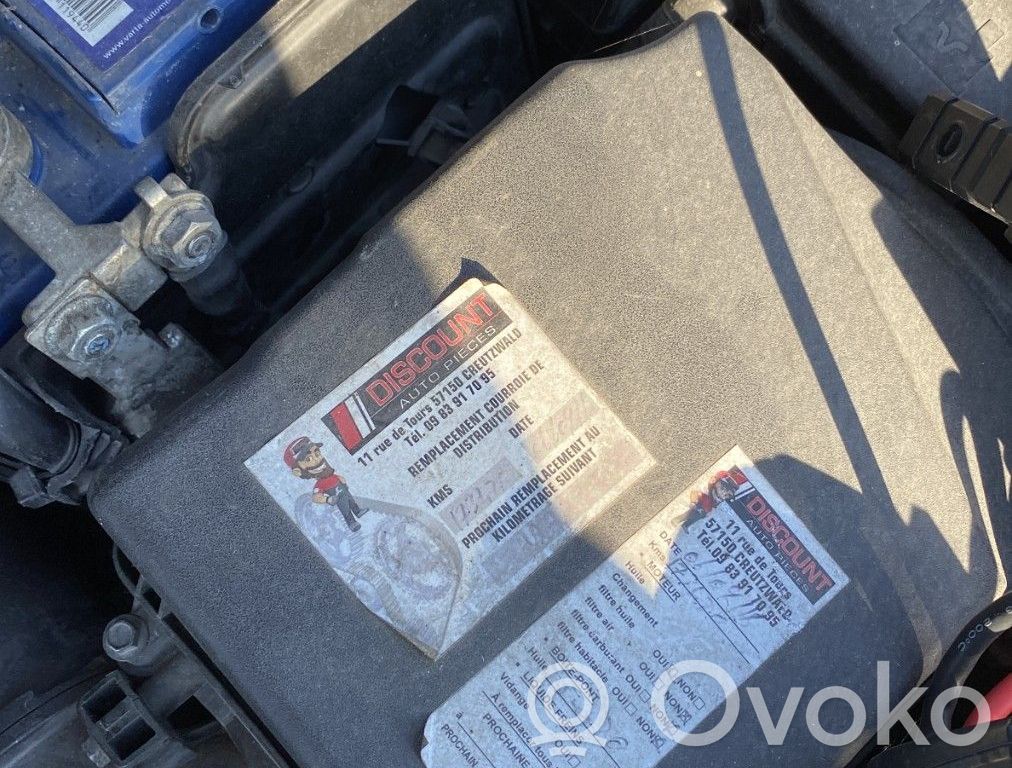 Ford C-MAX I Gaisa filtra kaste 