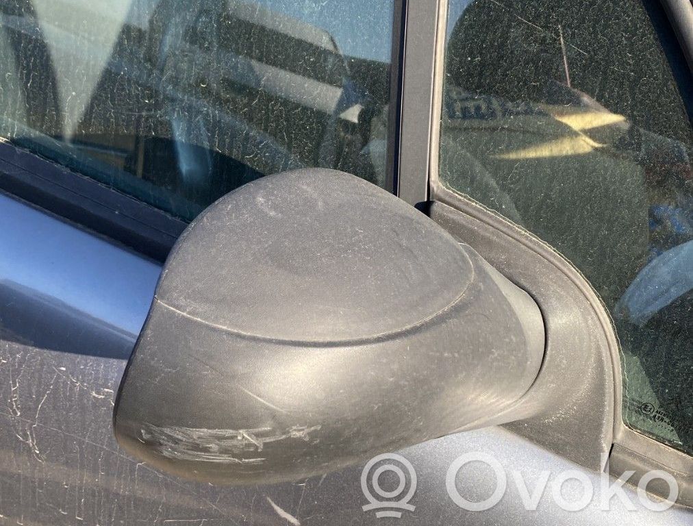 Citroen C3 Manualne lusterko boczne drzwi przednich 