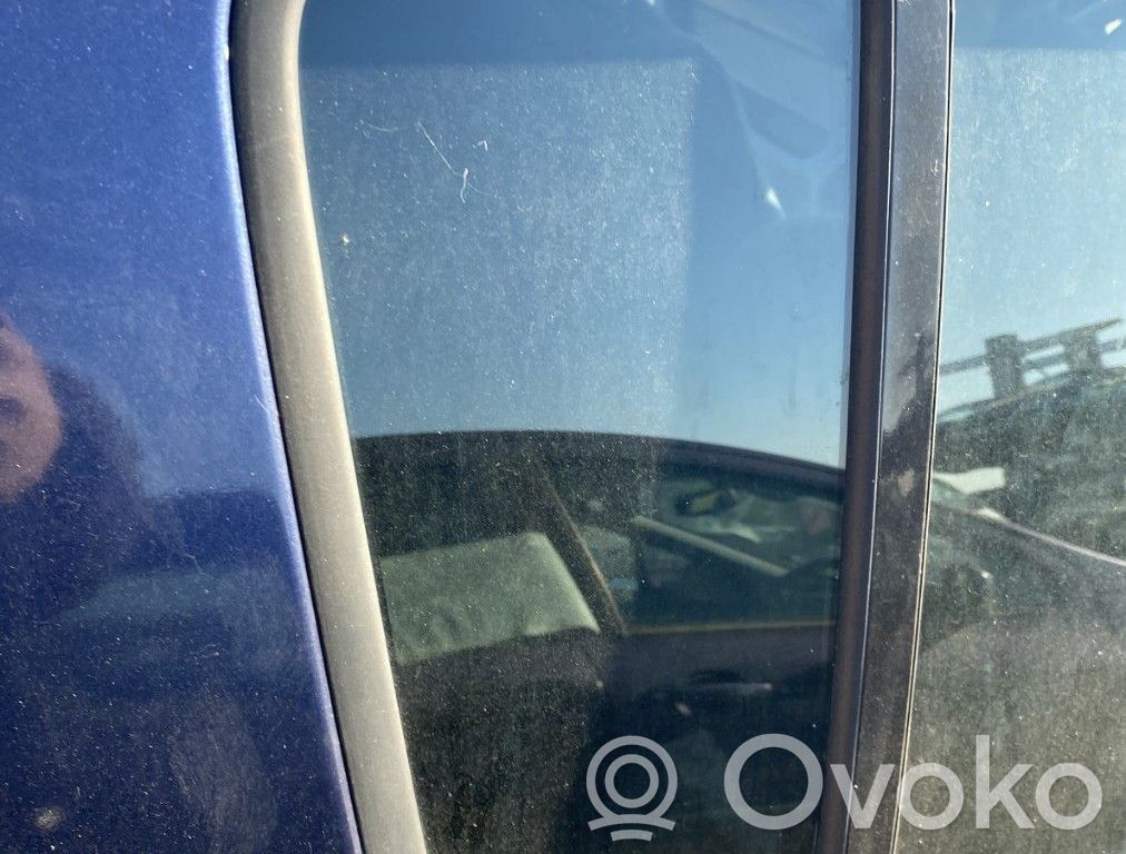 Suzuki SX4 Ventanilla de ventilación de la puerta trasera 
