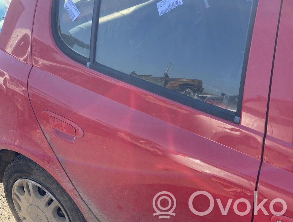 Toyota Yaris Puerta trasera 