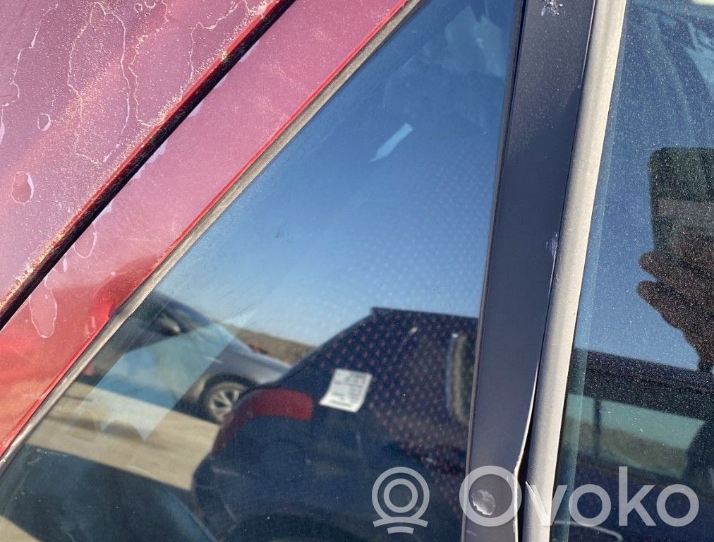 Peugeot 106 Ventanilla de ventilación de la puerta trasera 