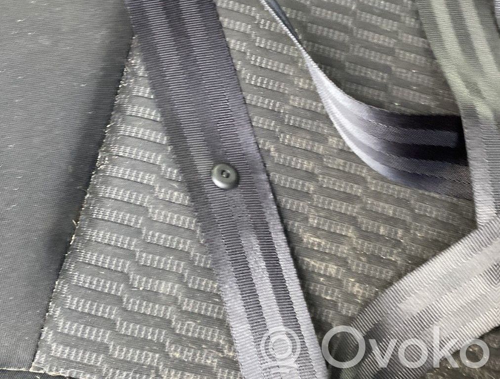 Peugeot 208 I Cinturón trasero