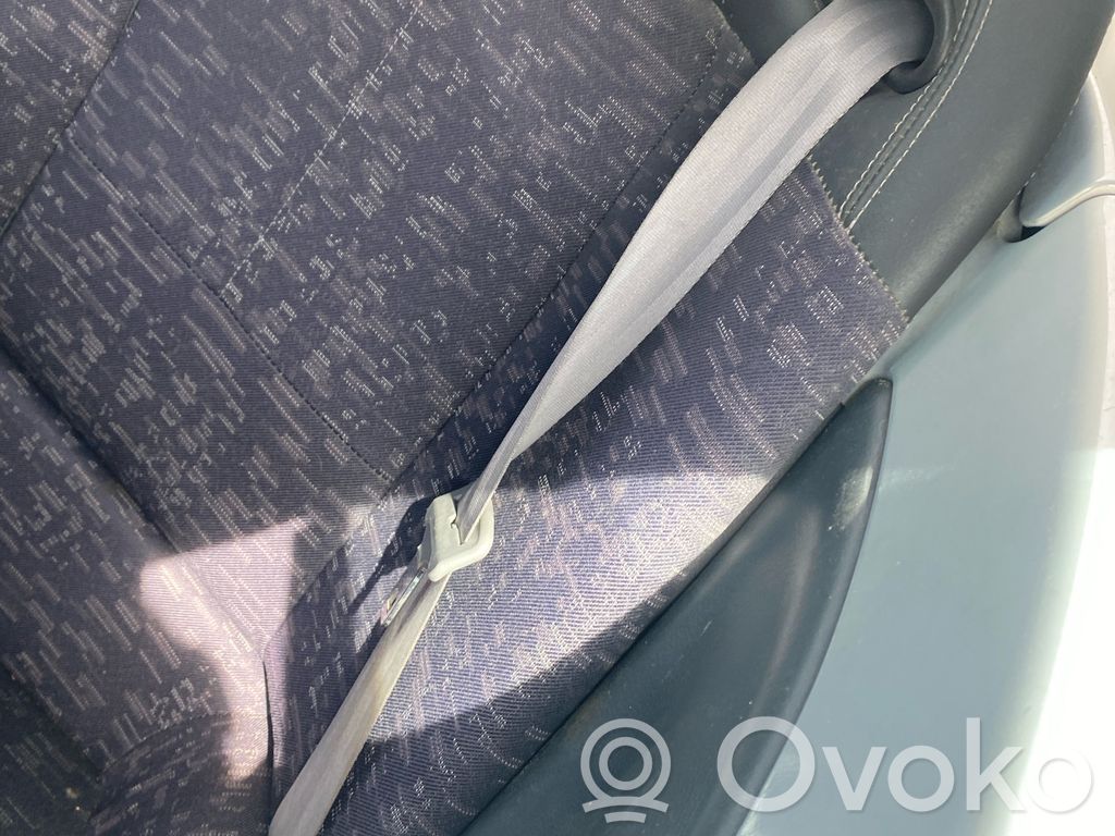 Renault Megane I Cinturón trasero 