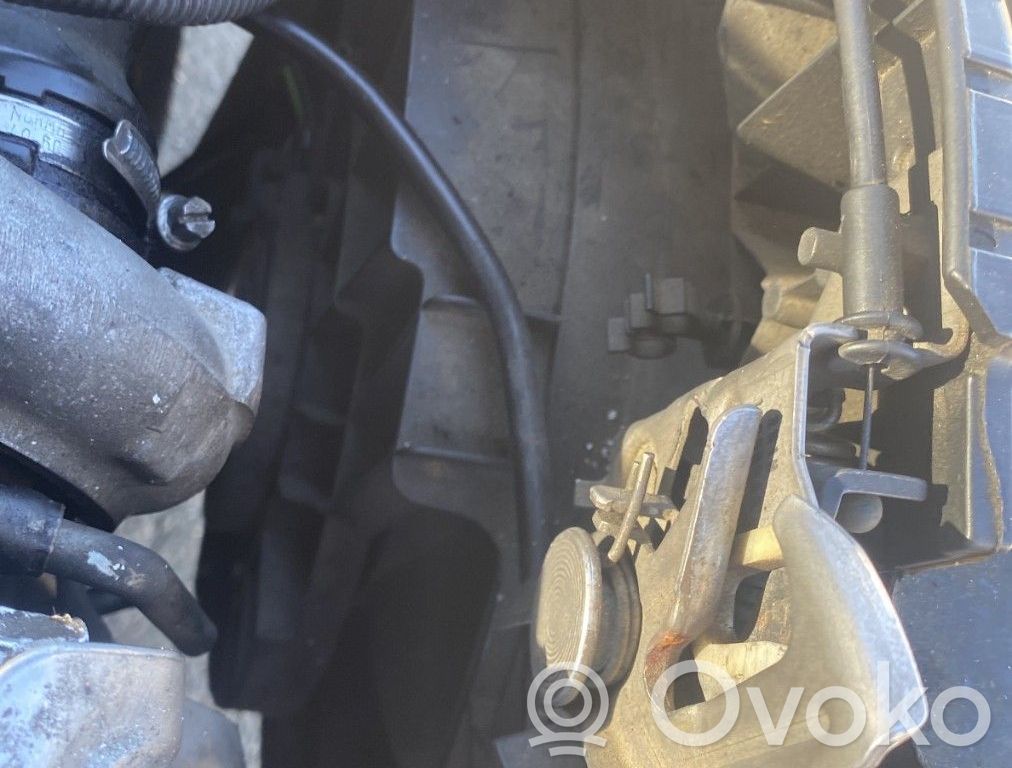 Ford Fusion Radiatoru panelis 
