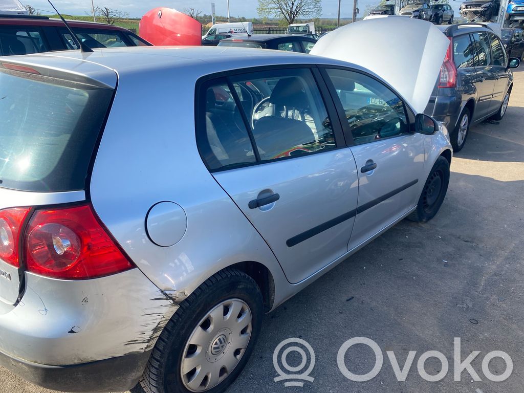 Traversă bară protecție față   1K0807109C