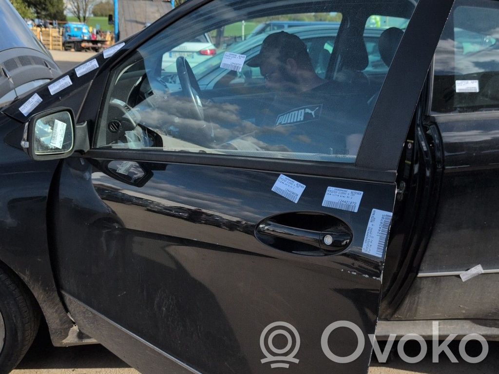 Mercedes-Benz A W169 Drzwi przednie 