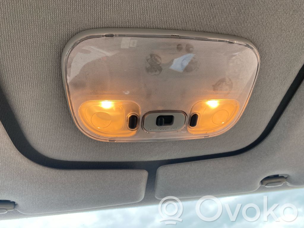 Mazda Premacy Etuistuimen valo 