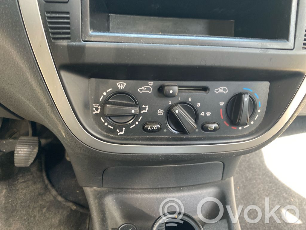 Citroen C3 Climate control unit 