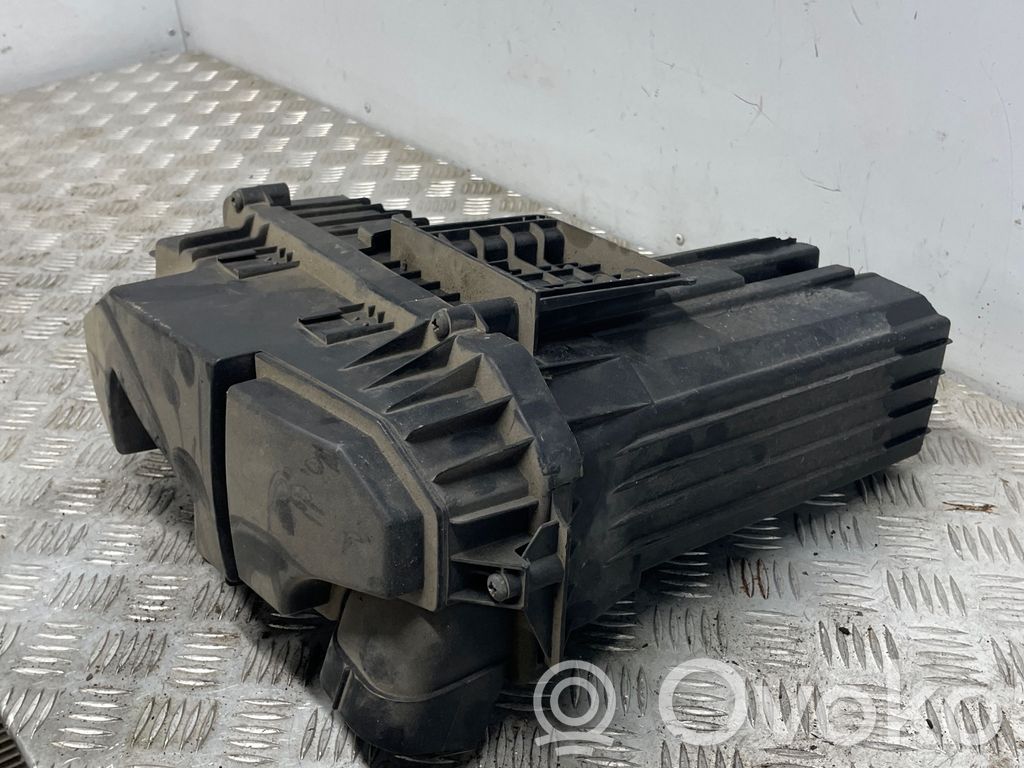 Peugeot 407 Obudowa filtra powietrza 