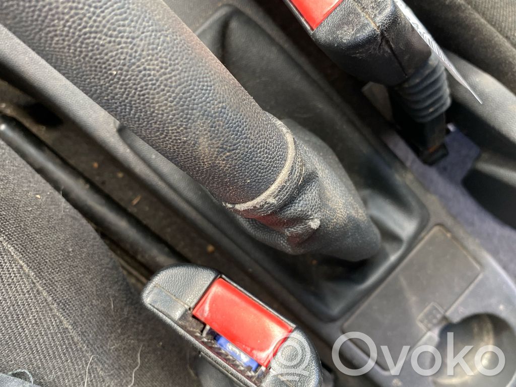 Opel Combo C Hebilla del cinturón delantero 