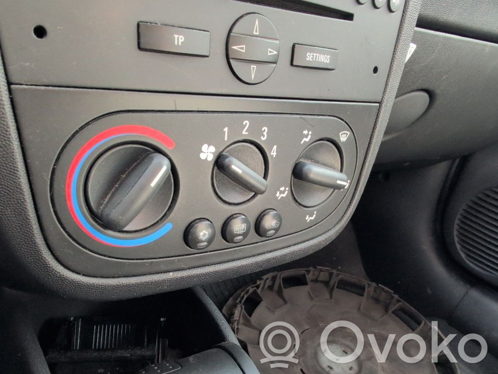 Climate control unit   9196202