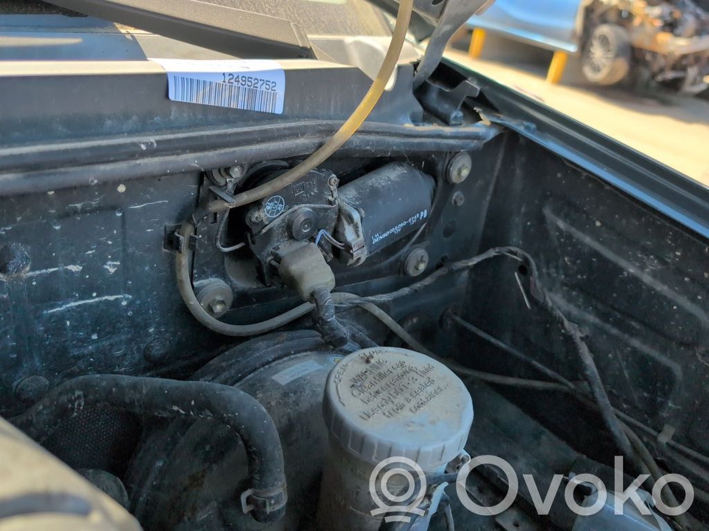 Suzuki Grand Vitara I Silniczek wycieraczek szyby przedniej / czołowej 