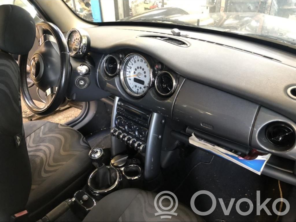 Mini One - Cooper R50 - 53 Панель 