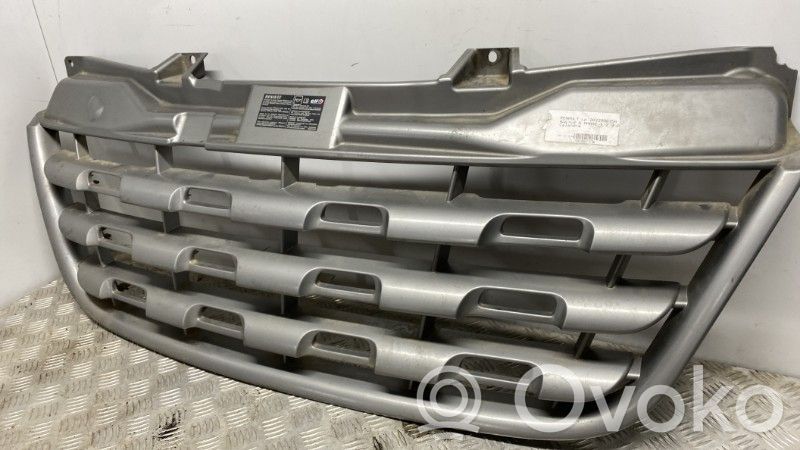 Front grill   623100256R