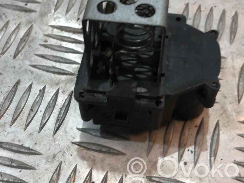Peugeot 3008 I Motor aerotermă/rezistor ventilator 