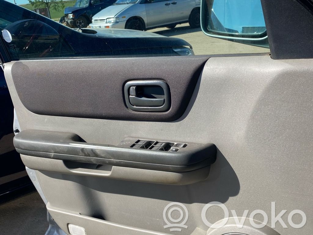 Nissan X-Trail T30 Boczki / Poszycie drzwi przednich 