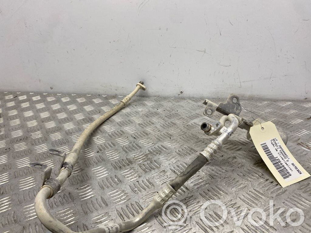 Ilmastointilaitteen putki (A/C)   924000570R