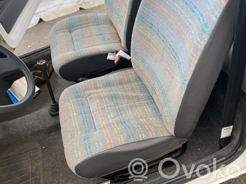 Asiento delantero del conductor