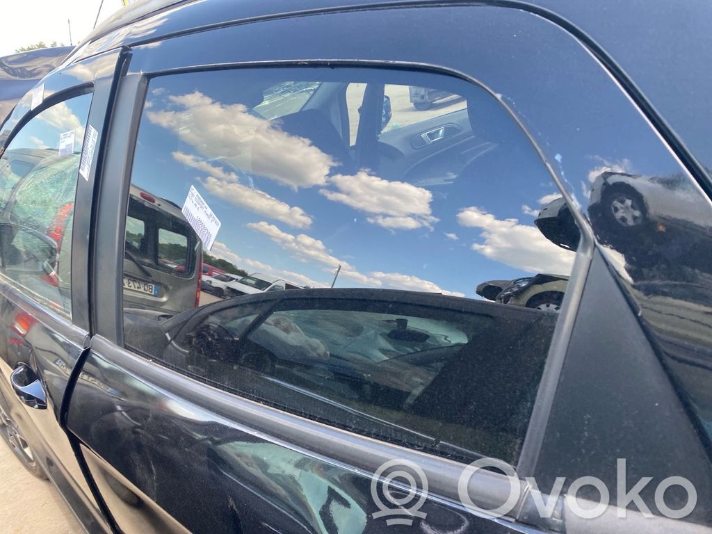 Ford Ecosport Luna de la puerta trasera 