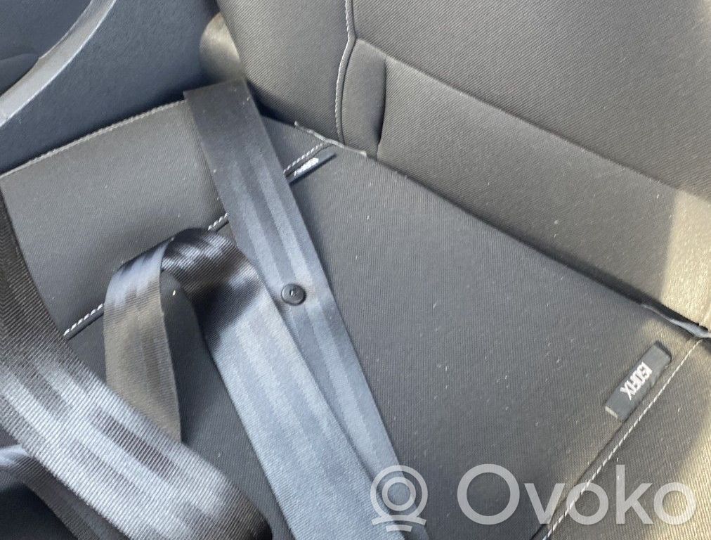 Renault Twingo II Cinturón trasero 